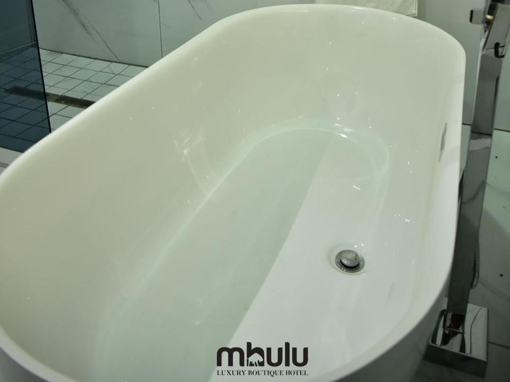 Mhulu Luxury Boutique Hotel Midrand Ruang foto